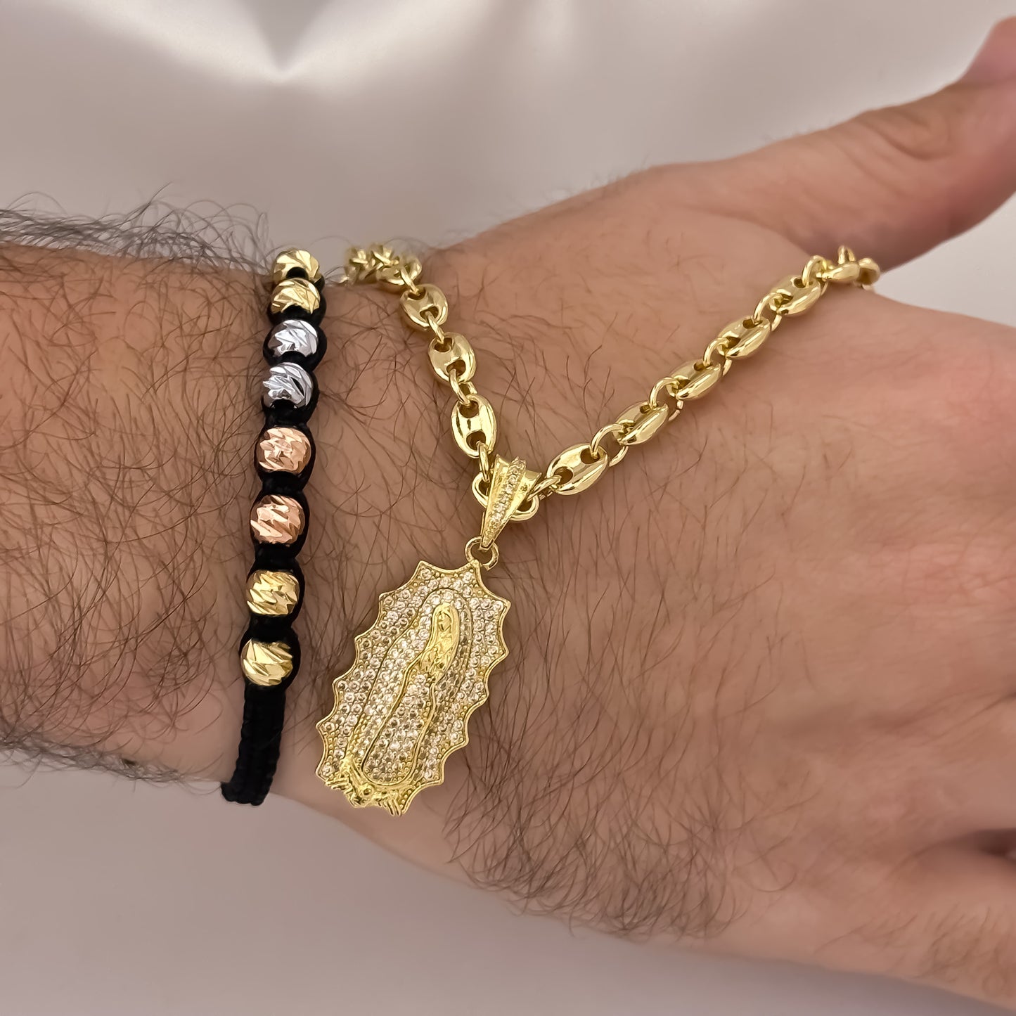 Cadena Tejido Gucci de Hombre de 60cm de 5mm + Virgen de Guadalupe Talla Micro Circones + Pulseras de 3 Oros en Balin Italiano en Oro Laminado 18k con Garantia de por vida