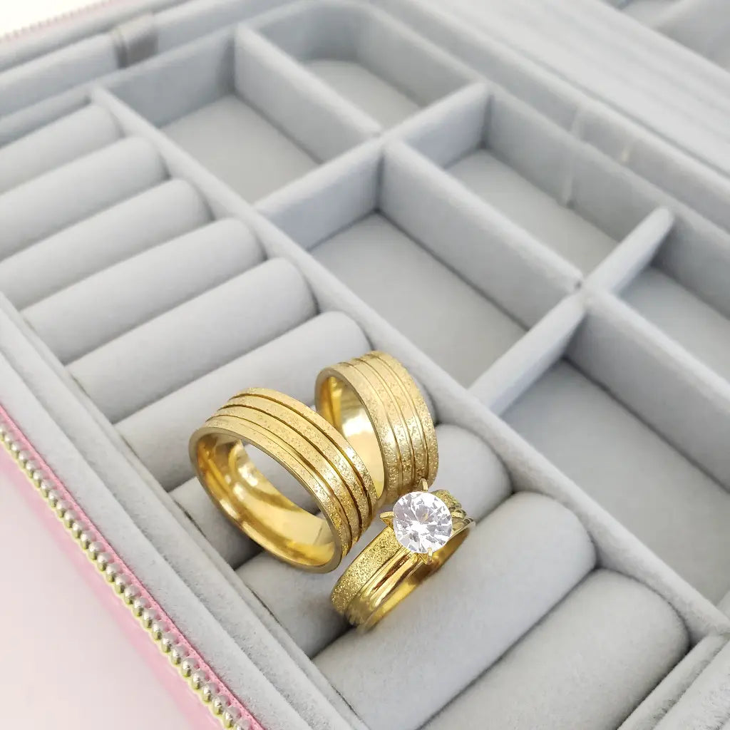 Juego De Argollas De Matrimonio De Diseno De Tres Lineas Rusticas Cris o clock Jewelry