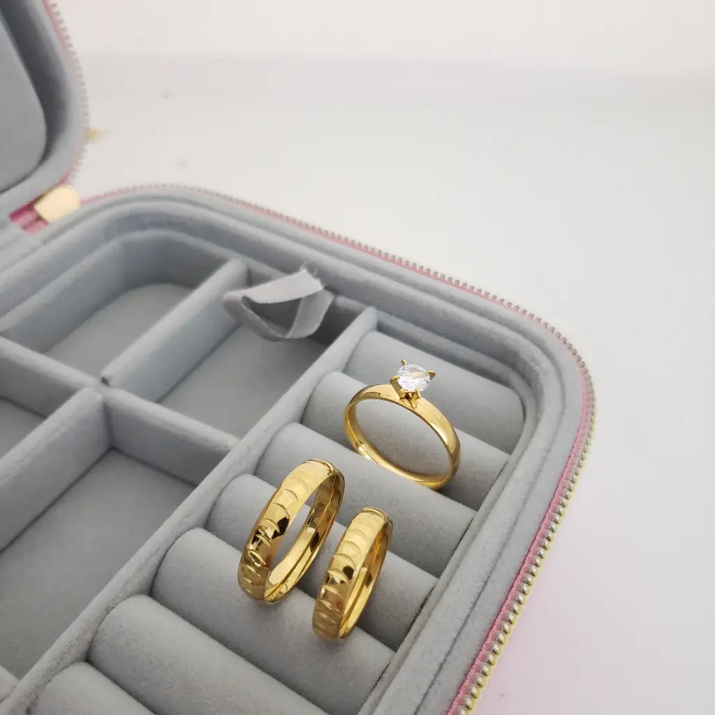 Juego De Par De Argollas De Matrimonio De Diseño Marcado + Argolla De Compromiso + Envío Gratis