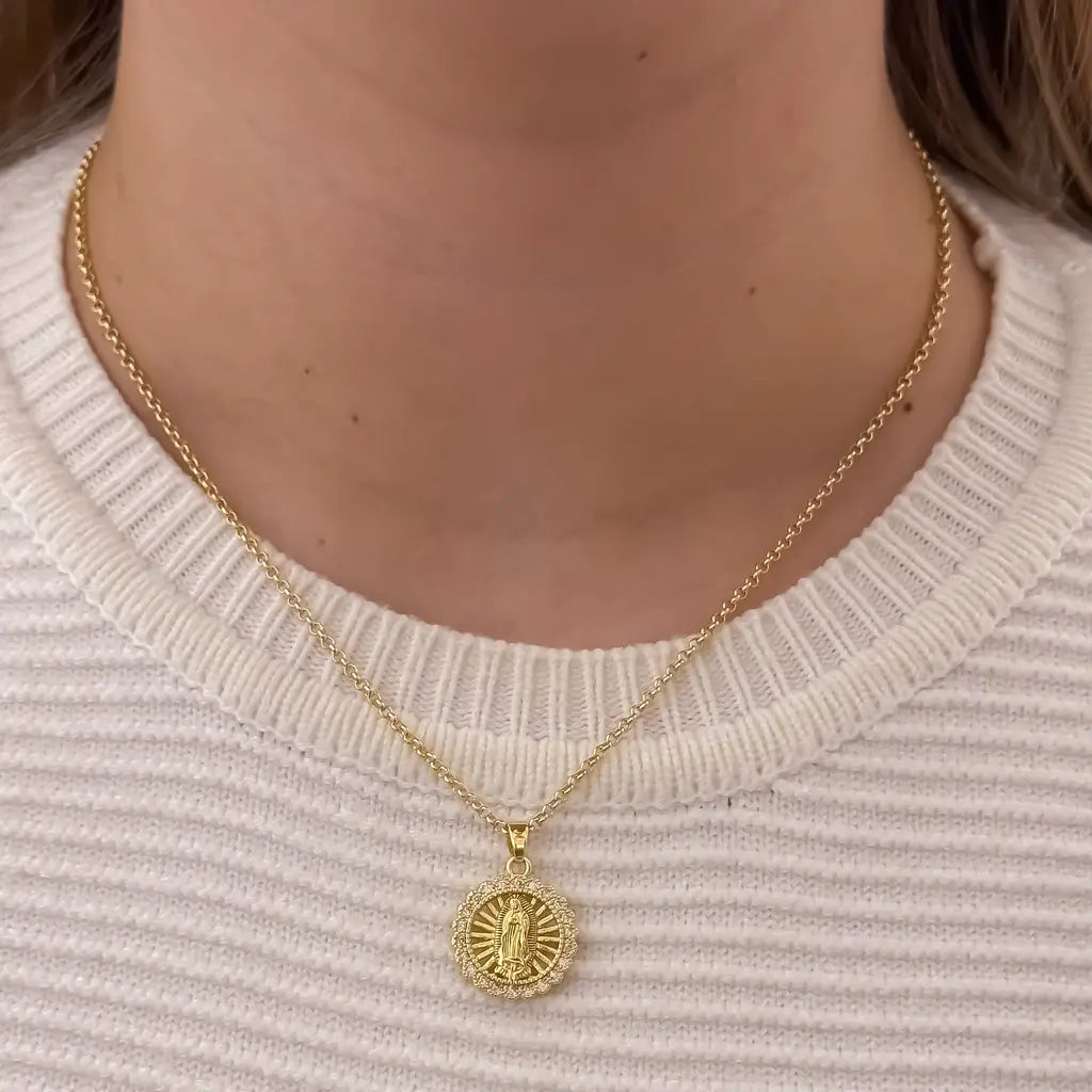 Cadena De Dama De Tejido Aros De 50cm-1mm De Grosor Con Dije De La Virgen De Guadalupe Con Piedras Cristal