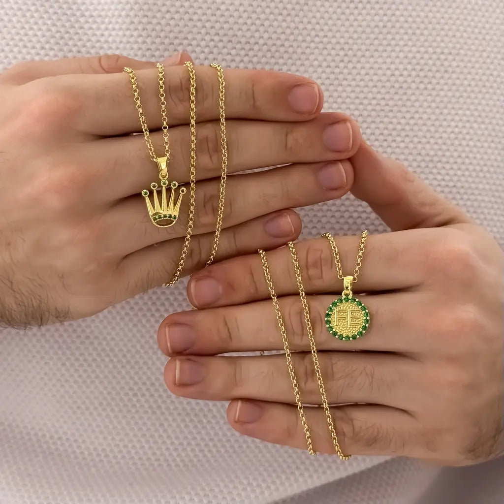 Cadenas Para Parejas De Tejido Aros Con Dijes De Corona Rolex Y Dije De Fe Con Piedras Verdes