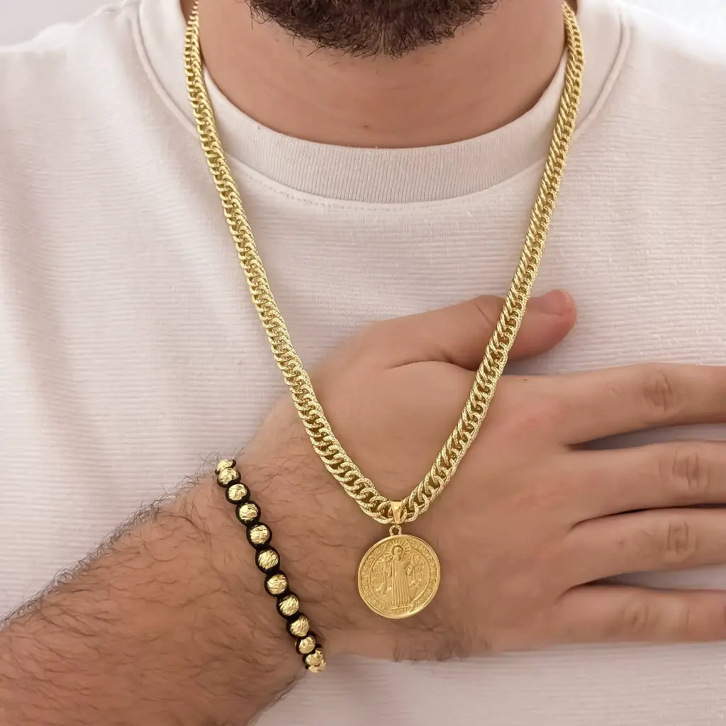 Conjunto De Caballero Con Cadena De Tejido Cubana Continua Diamantada, Dije De San Benito Y Manilla Tejida De Balines Italianos
