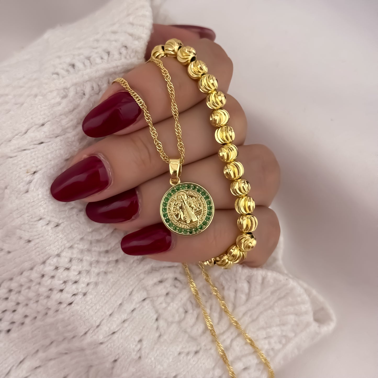 Cadena Tejido Singapur de Dama de 45cm + San Benito Protección  + Pulseras Balin Italiano de 4mm en Oro Laminado 18k