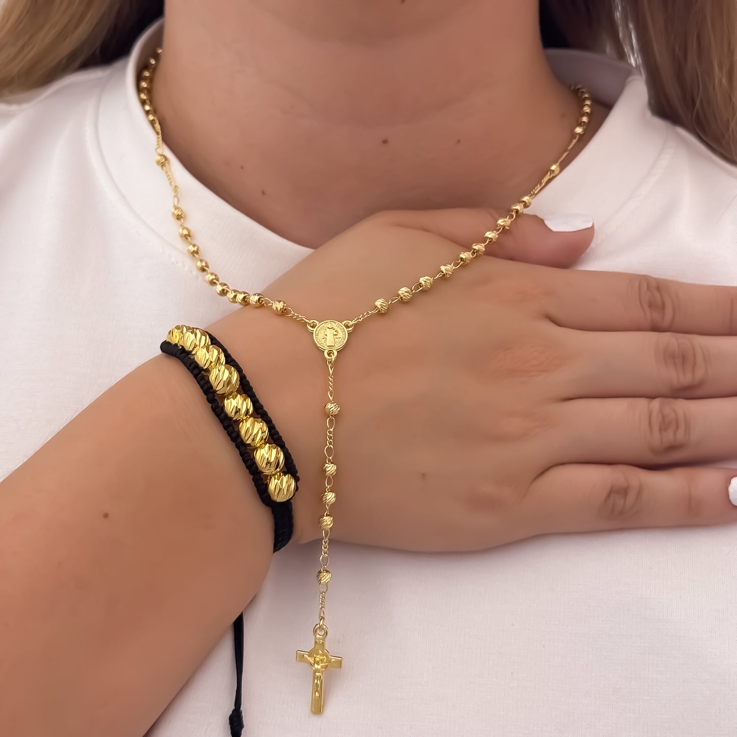 Camandula Diamantada de san Benito Protección  + Pulseras Diamantada de 6mm en Oro Laminado 18k con Garantia de por vida