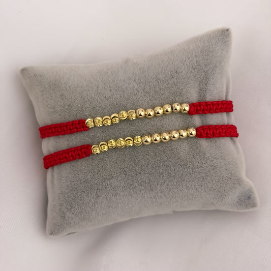 Promoción de 2  Brazaletes De hilo de Amor en Balin Italiano y Liso  4mm y  Liso  en Oro Laminado 18k con Garantia de ´por vdia
