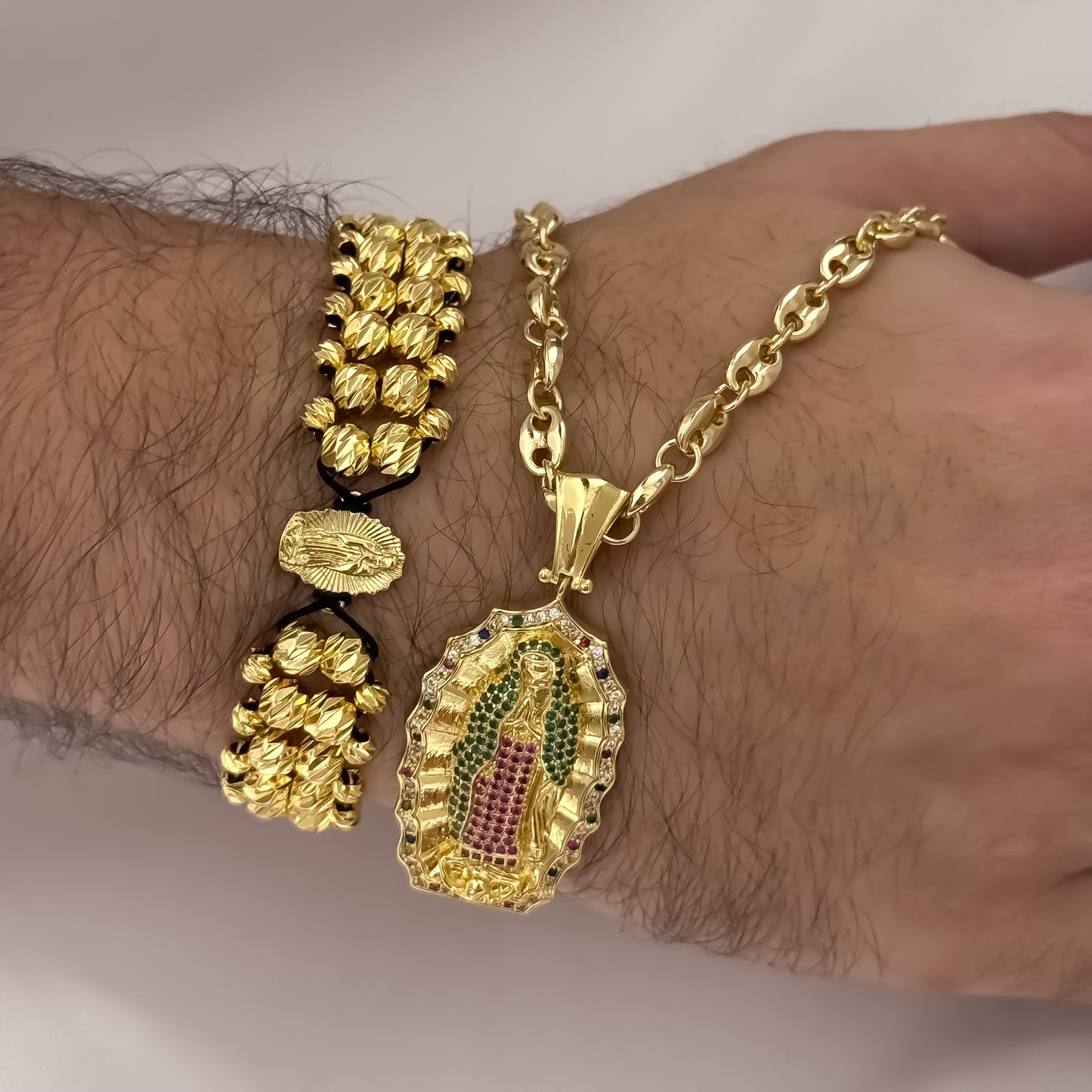 Cadena Tejido Gucci de Hombre 60cm de 5mm + Virgen de Guadalupe con Micro Cirocnes Cristales Verde Esmeralda + Pulsera Virgen de Guadalupe Doble Carril Balin Italiano de 6mm y 4mm en Oro Laminado 18k con Garantia de por vida
